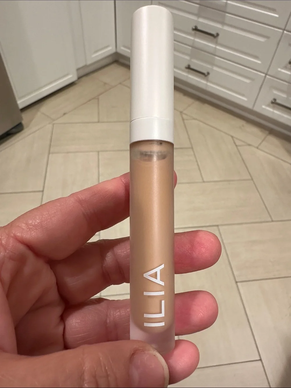 🆕 ILIA True Skin serum Concealer in Suma